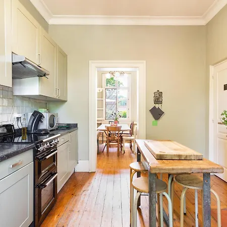 Beautiful In With Kitchen